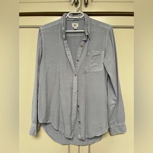 Tentree women’s Fernie long sleeve lightweight buttonup Tencel shirt, L, blue